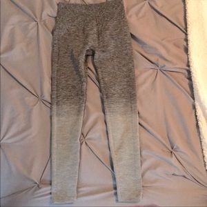 Lululemon Grey Ombré Leggings Size 6 Like New